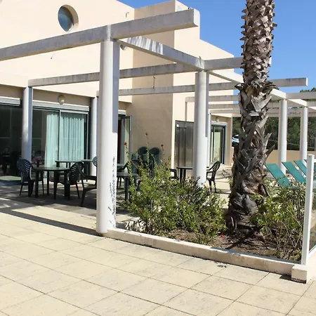 Les Pins Parasols De La Roque 아파트 로크부른수르알젠스