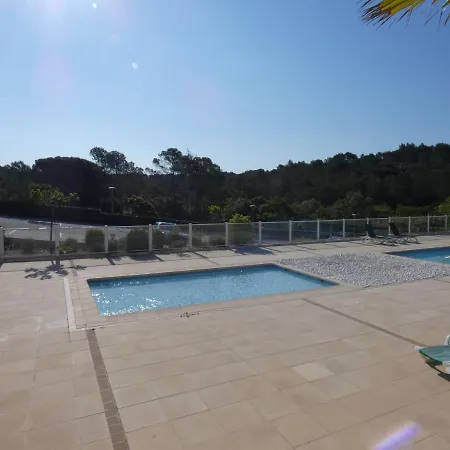 Les Pins Parasols De La Roque Roquebrune-sur Argens